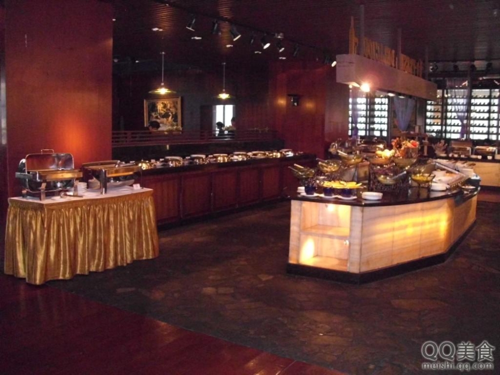 餐廳/餐館陰雨天地面潮濕總么辦 餐廳/餐館陰雨天地面潮濕總么辦