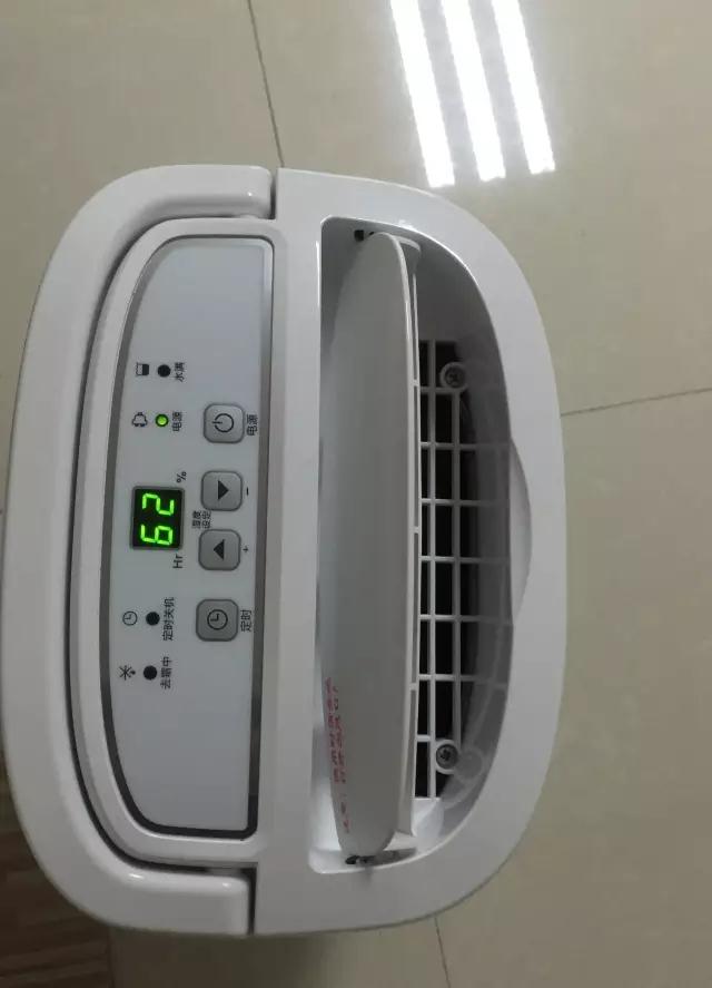 選擇吊頂除濕機(jī)的方法 選擇吊頂除濕機(jī)的方法